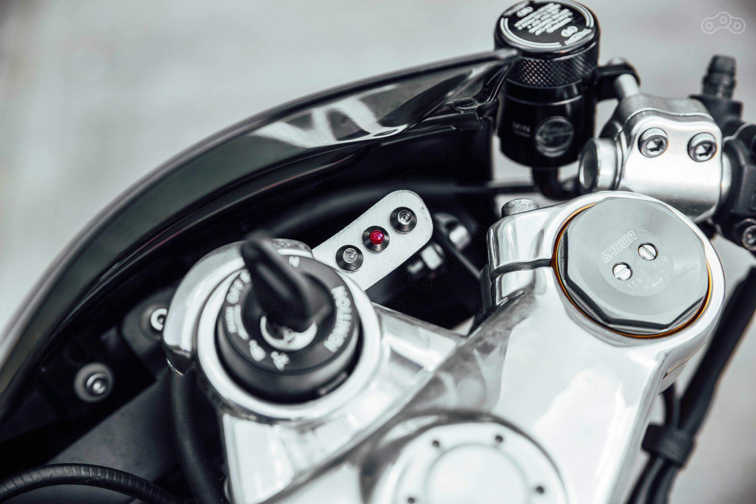 Турбированные мотоциклы Triumph Thruxton R