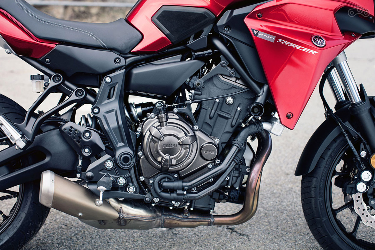 Седло мотоцикла Yamaha Tracer 700 на базе Yamaha MT-07