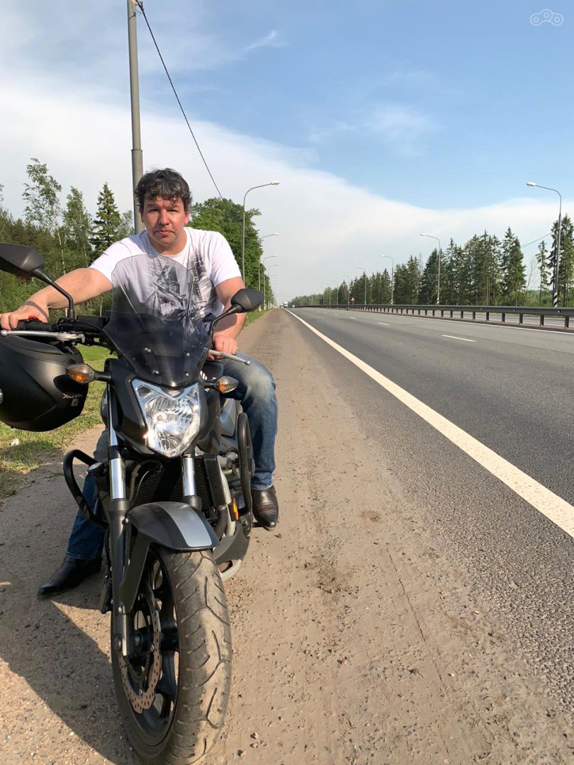 Дорога! Не знаю как других, а меня дорога всегда манит...