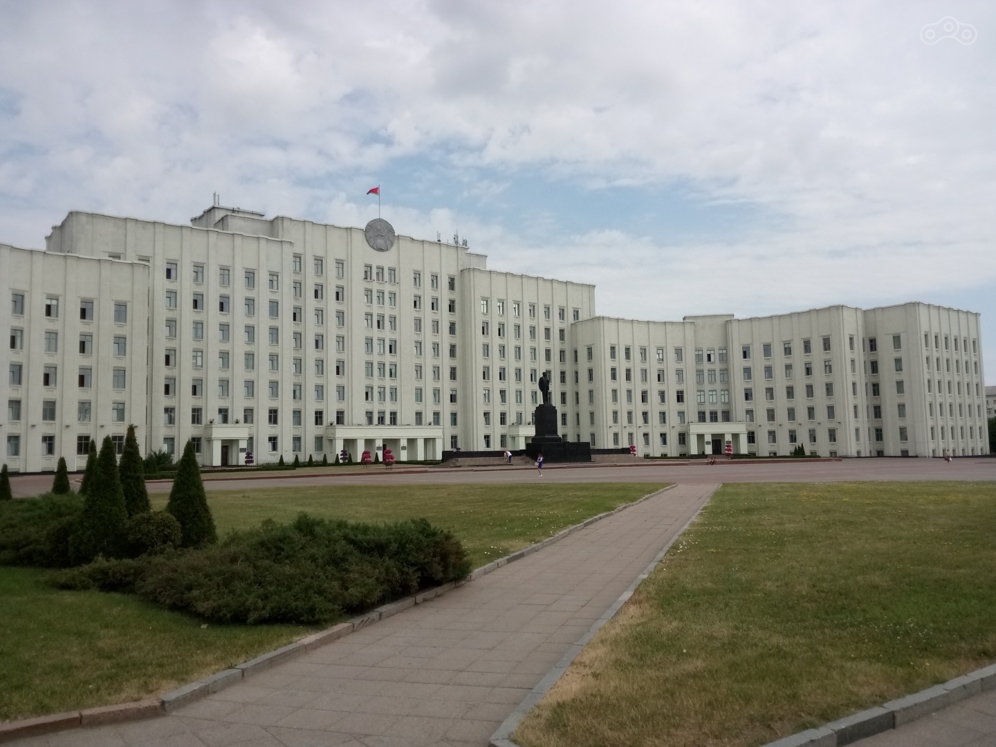 Дом правительства в Могилёве. Очень похож на тот, что в Минске. Строительство было приурочено к планам о переносе столицы БССР
