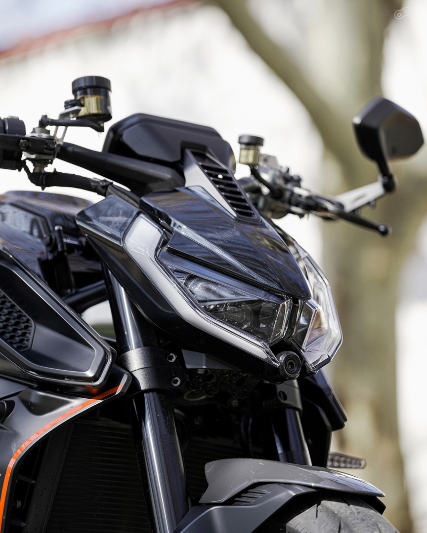 QJMOTOR SRK 921