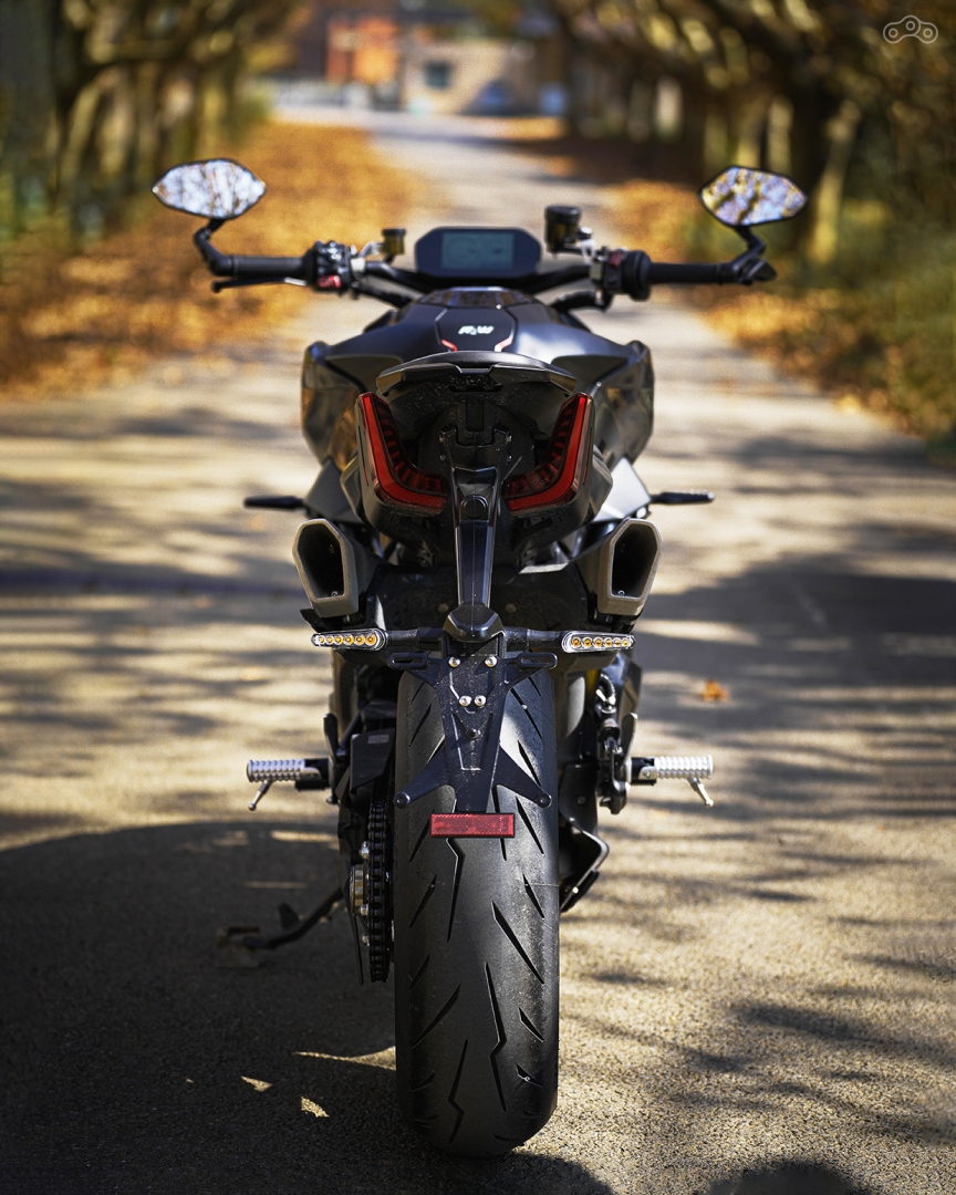 QJMOTOR SRK 921