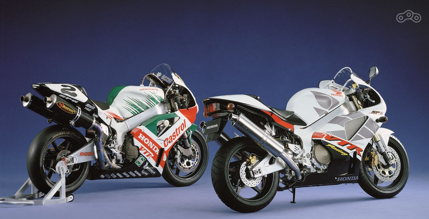 Появившийся Honda VTR 1000 RC51 SP2, уложил Ducati ее же оружием - мотором V2. Фото – bazamoto.ru