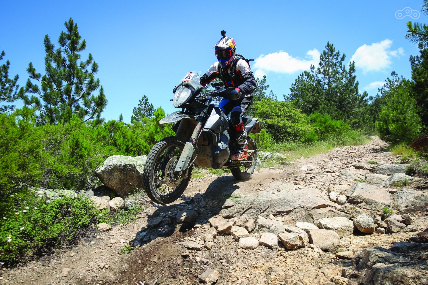 На испытаниях KTM 790 Adventure R