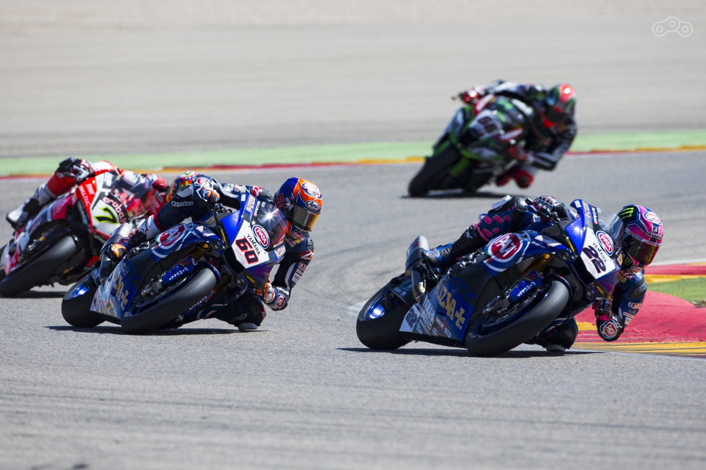 Чаз Дэвис, Майкал ван дер Марк, Том Сайкс и Алекс Лоус. Фото – Yamaha Racing