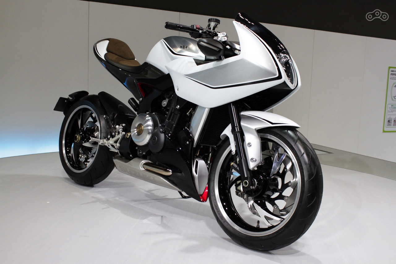 Suzuki Recursion 2018 supercharged motorcycle
