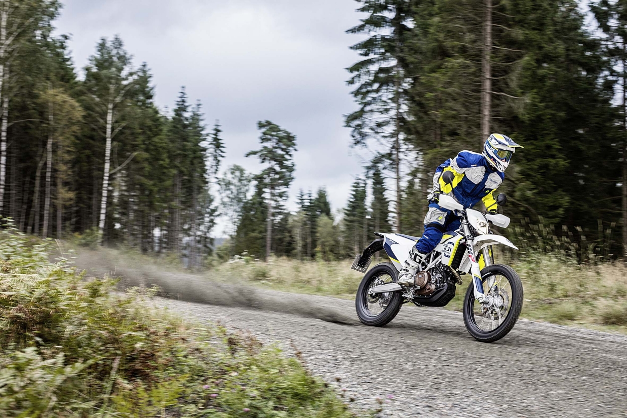 Компания Husqvarna представила обновлённую линейку мотоциклов