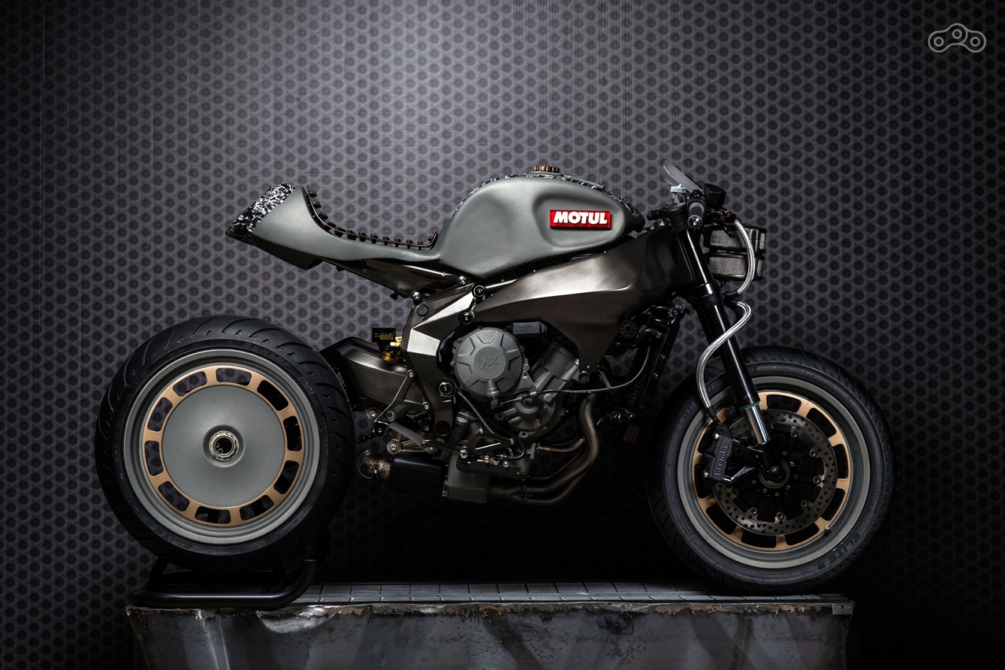 Концепт-байк Motul Onirika 2853 построен на базе Brutale 800 от MV Agusta