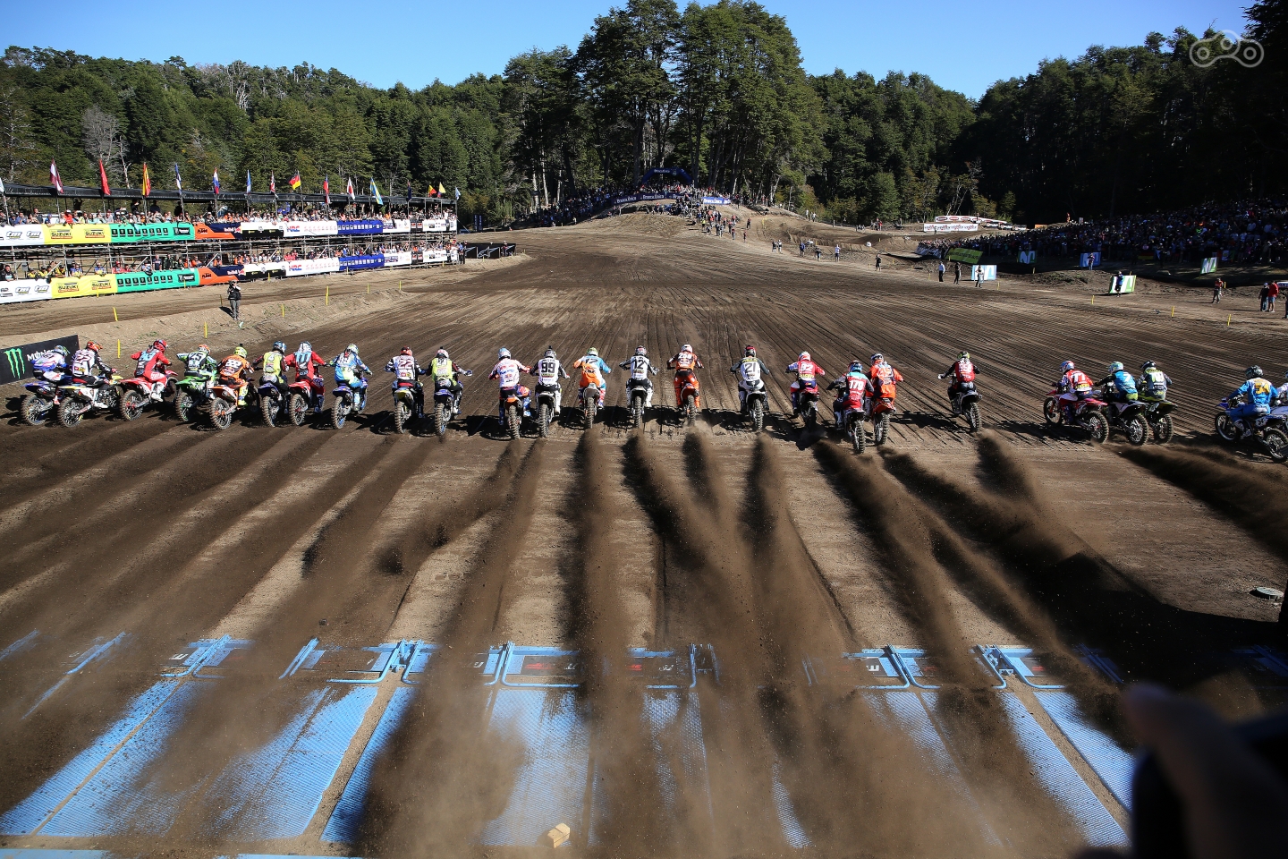 Старт третьего этапа мотогонок MXGP. Фото – Kawasaki Racing